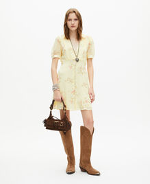 , YELLOW, hi-res image number null