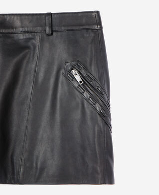 The Kooples MUJER BLACK STONE falda corta de cuero negra