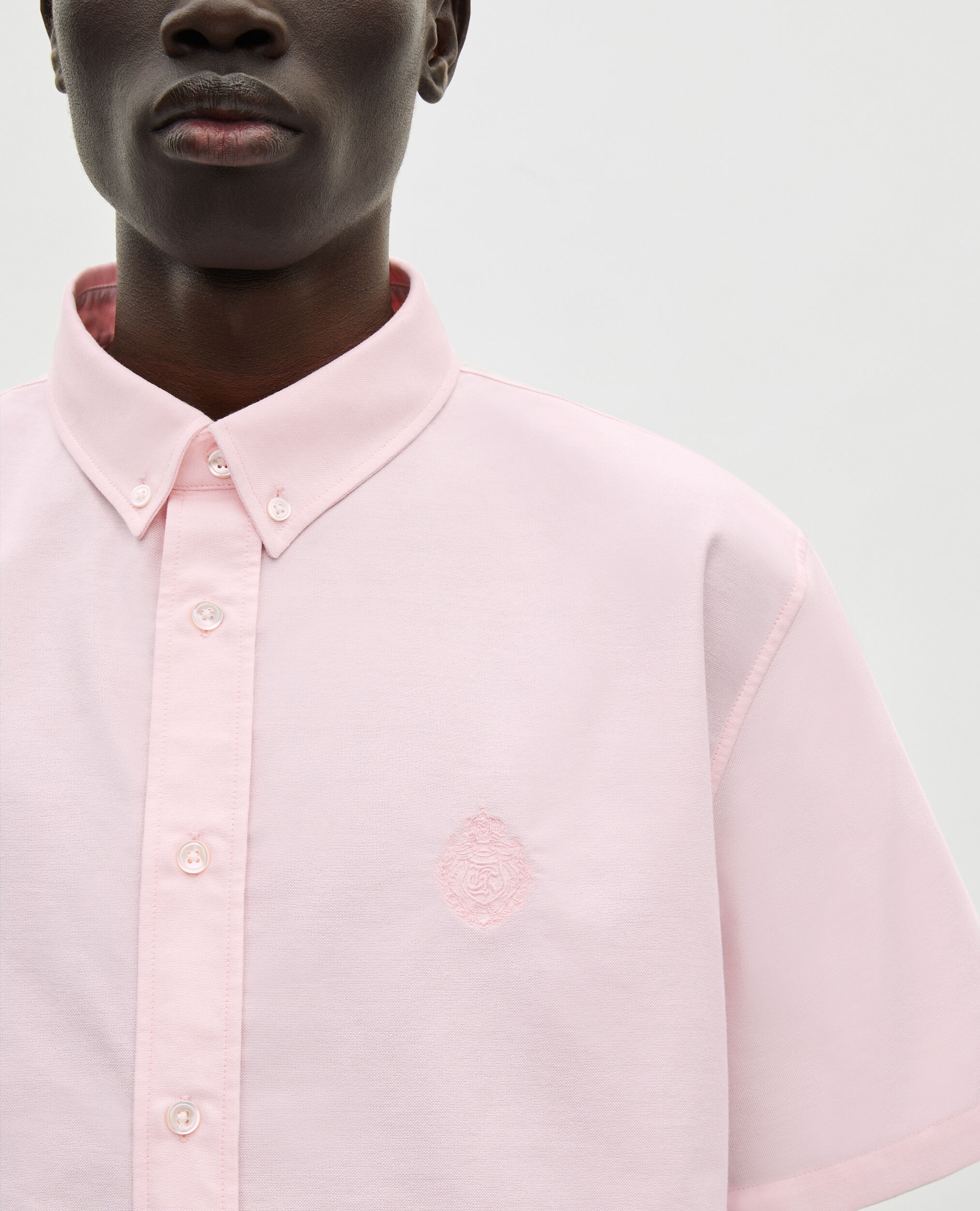 Chemise manches courtes avec blason rose, PALE PINK, hi-res image number null