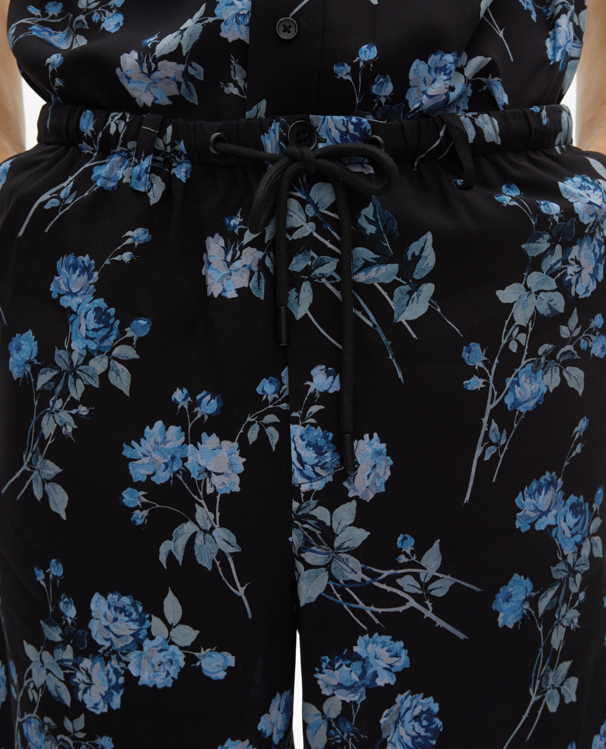 Bermuda imprimé fleuri noir, BLACK BLUE, hi-res image number null