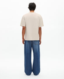 The Kooples HOMME LIGHT GREY t-shirt avec sérigraphie gris