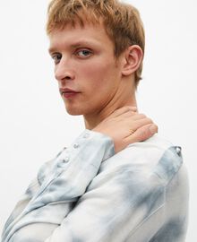 The Kooples HOMME LIGHT BLUE/WHITE pull en laine mérinos tie and dye bleu