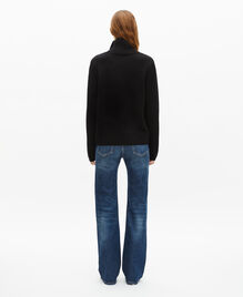 , BLACK, hi-res image number null
