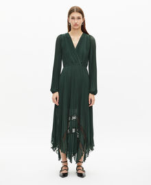 The Kooples FEMME WOOD KAKI robe longue plissée verte