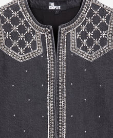 The Kooples FEMME BLACK WASHED veste en denim avec studs et perles grise