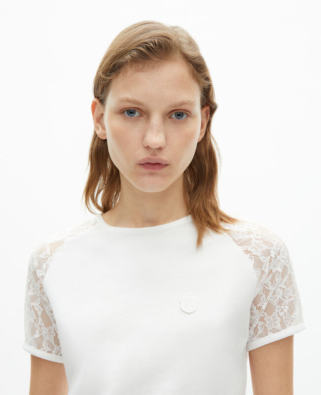 The Kooples FEMME ECRU t-shirt avec manches en dentelle blanc