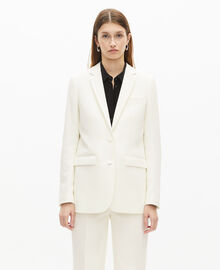 The Kooples FEMME ECRU veste tailleur en crêpe coupe droite écrue 