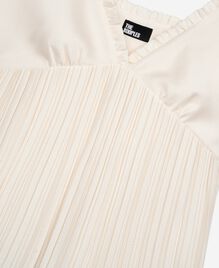 , ECRU, hi-res image number null