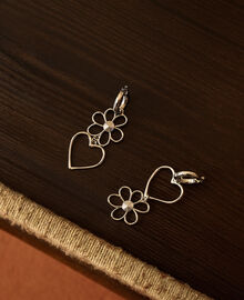 The Kooples FEMME SILVER boucles d'oreilles cœurs et fleurs argentées