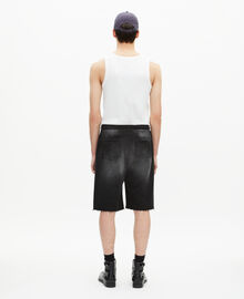 The Kooples HOMME BLACK WASHED bermuda en coton délavé noir